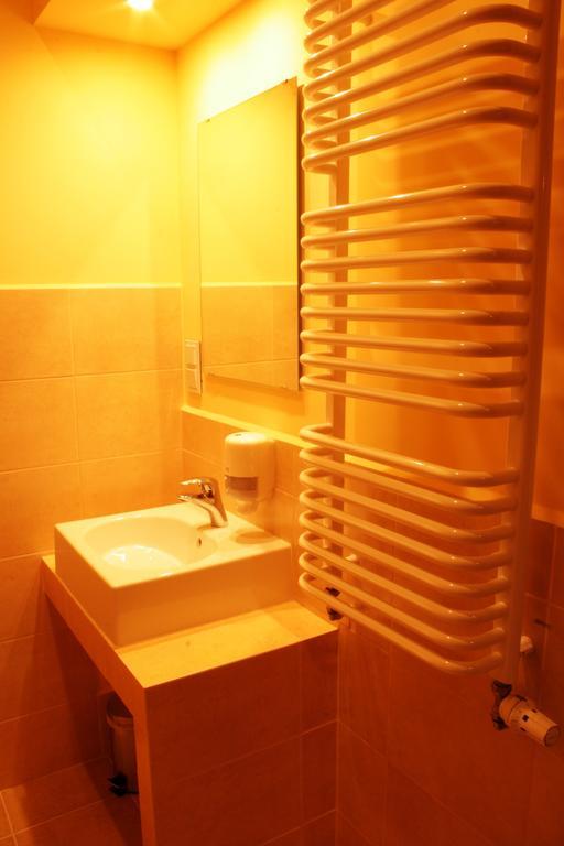 Hotel Kuznia Oberza Polska Łysomice Oda fotoğraf