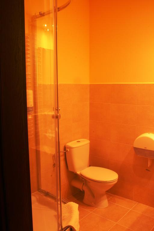Hotel Kuznia Oberza Polska Łysomice Oda fotoğraf